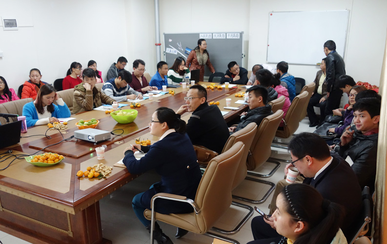 目前天度客戶(hù)沙龍已順利舉行4期，我們將一直秉承全公益、凈干貨、不推銷(xiāo)產(chǎn)品的理念，助力天度新老客戶(hù)開(kāi)展網(wǎng)絡(luò)營(yíng)銷(xiāo)和移動(dòng)互聯(lián)網(wǎng)營(yíng)銷(xiāo)。